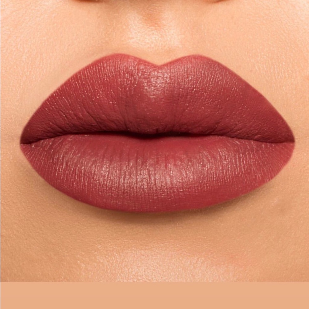 Meet your Posher, Lovely